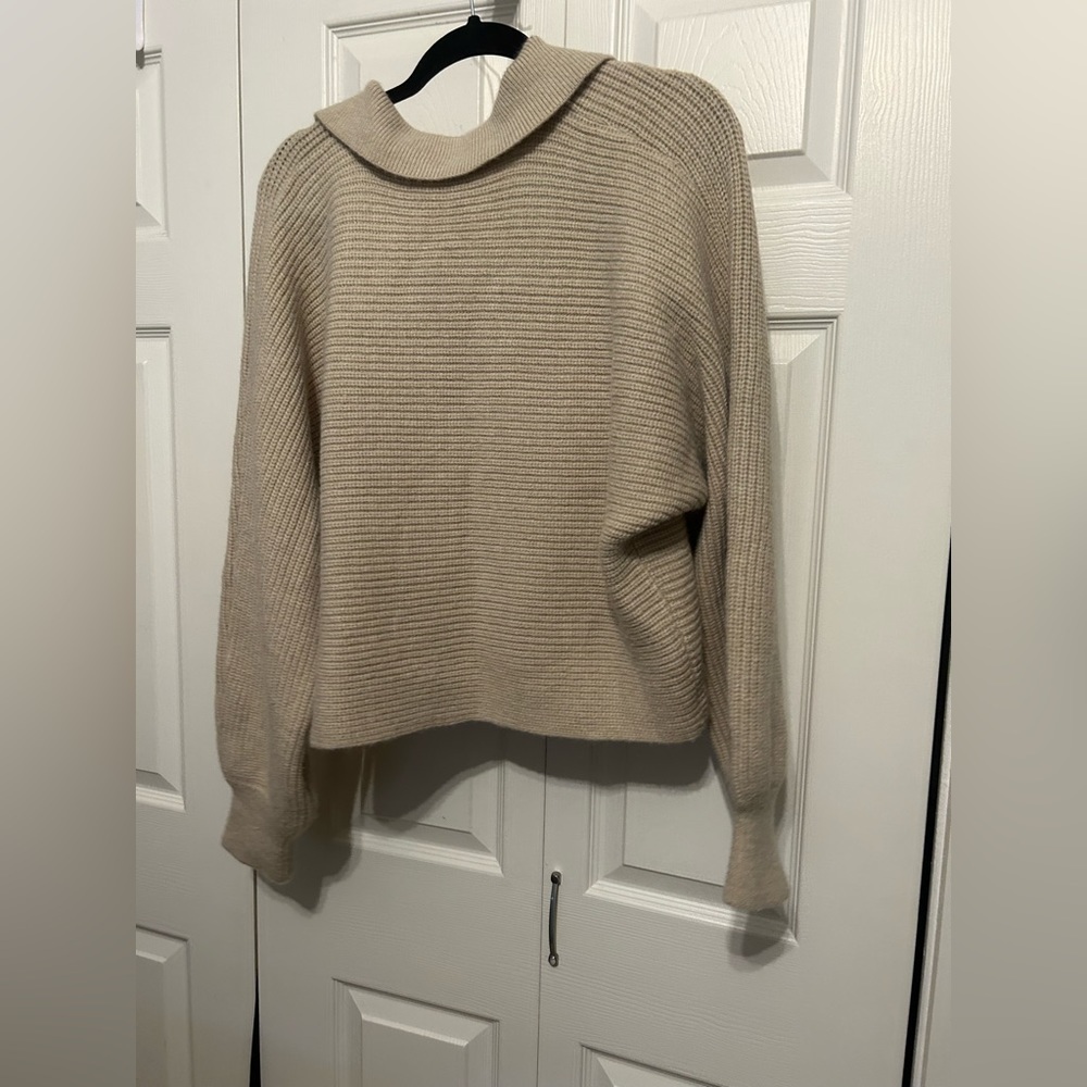 NWOT Amazon.com Collared Beige Sweater - Picture 6 of 9